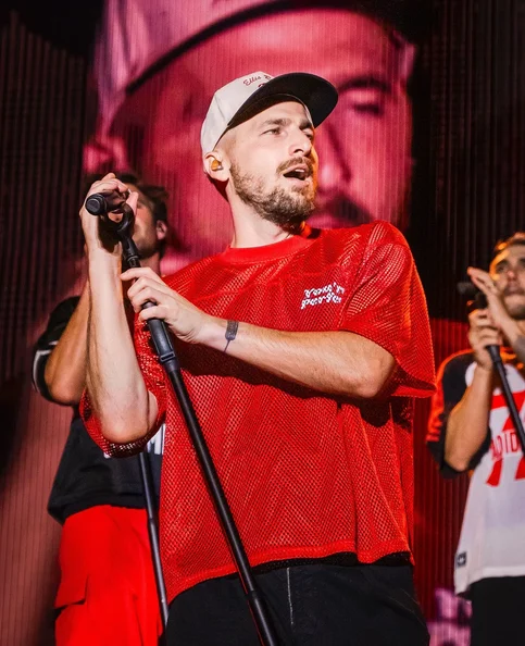 Kendall Schmidt - Biography, Age, Net Worth, Career & Family Favourites