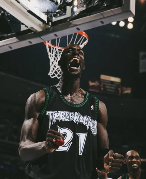 Kevin Garnett - Biography, Age, Net Worth, Career & Family Timeline