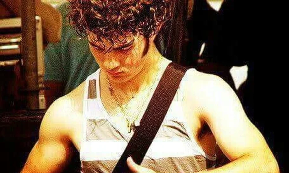 Kevin Jonas - Image 1