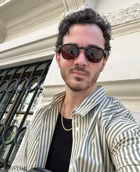 Kevin Jonas - Biography, Age, Net Worth, Career & Family Cost of Becoming