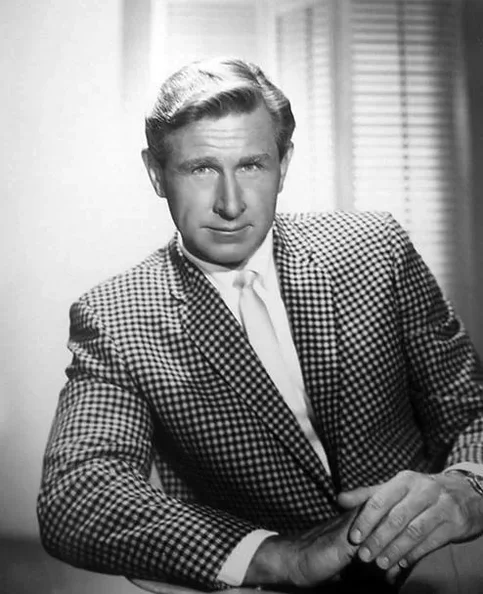 Lloyd Bridges - Biography, Age, Net Worth, Career & Family Favourites