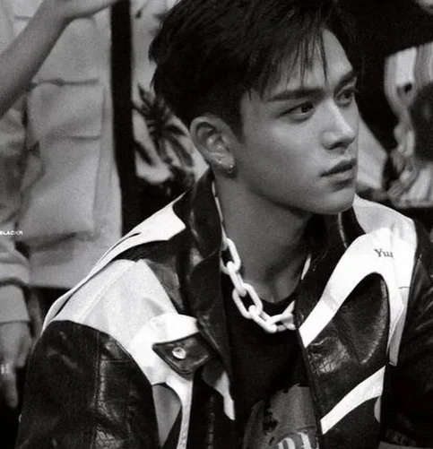 Lucas Black - Biography, Age, Net Worth, Career & Family Favourites