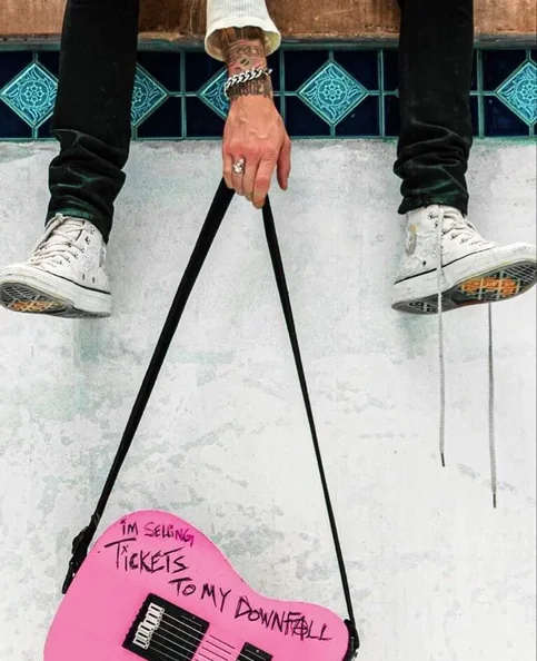 Machine Gun Kelly - Biography, Age, Net Worth, Career & Family Emotional Geography