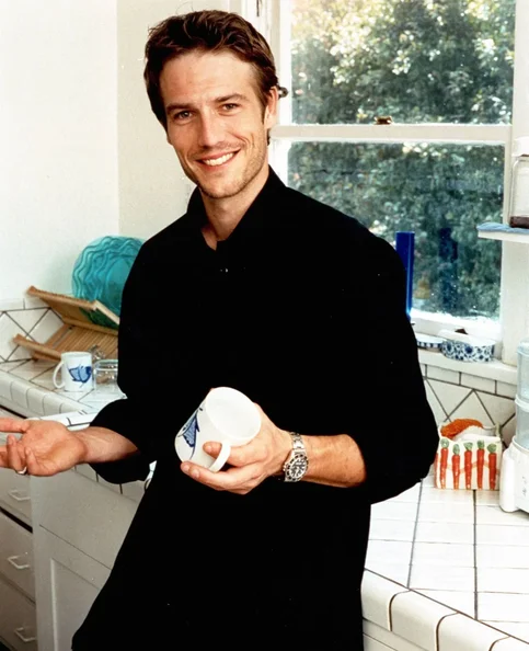 Michael Vartan - Biography, Age, Net Worth, Career & Family Cost of Becoming