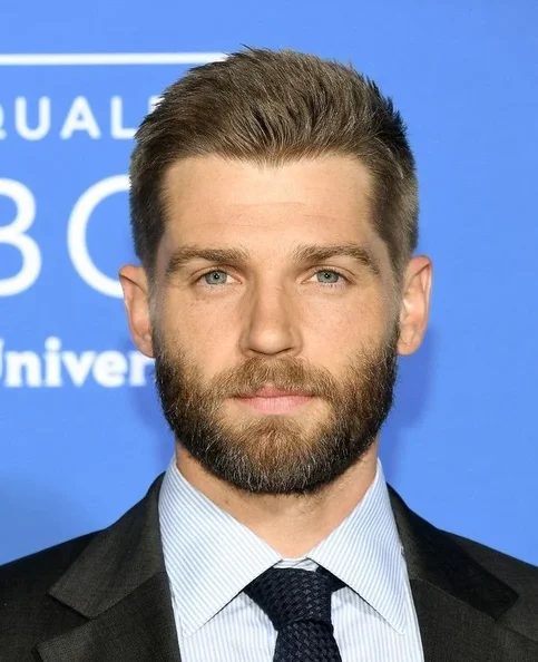 Mike Vogel - Biography, Age, Net Worth, Career & Family Cost of Becoming