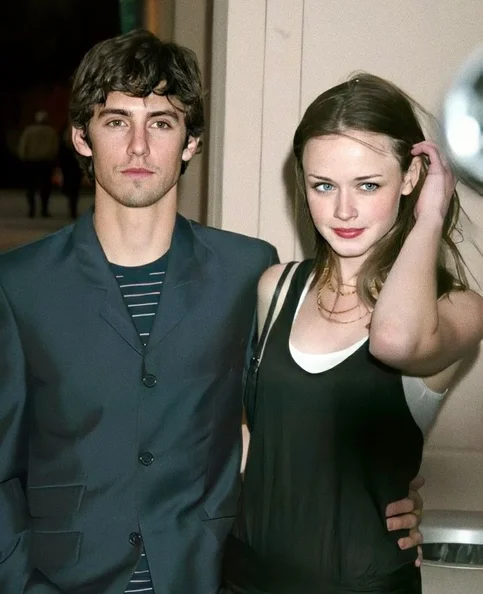 Milo Ventimiglia - Biography, Age, Net Worth, Career & Family Favourites