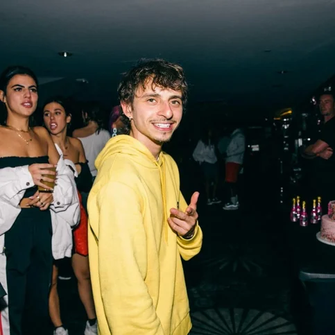 Moisés Arias - Biography, Age, Net Worth, Career & Family Timeline