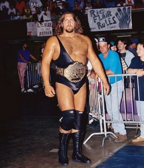 Paul Wight - Biography, Age, Net Worth, Career & Family Cost of Becoming