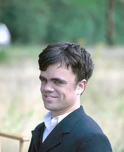 Peter Dinklage - Biography, Age, Net Worth, Career & Family Cost of Becoming