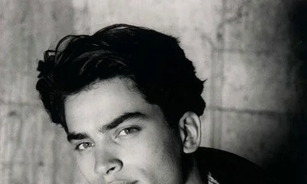 Peter Gallagher - Image 1