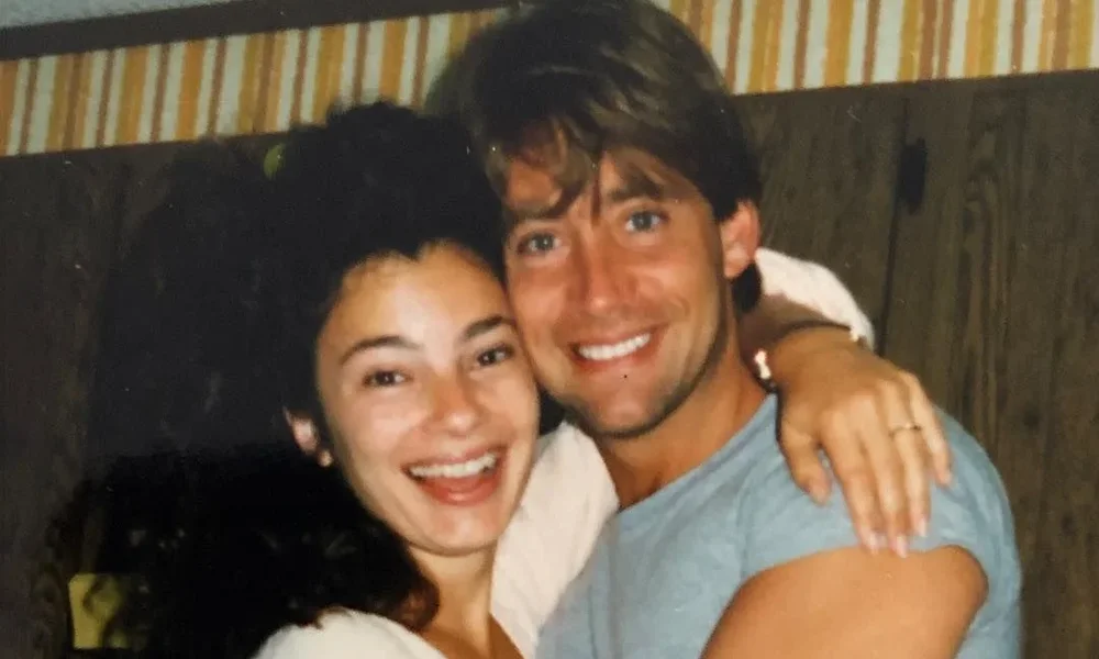 Peter Jacobson - Image 1