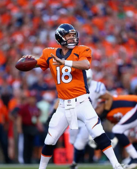 Peyton Manning - Biography, Age, Net Worth, Career & Family Favourites