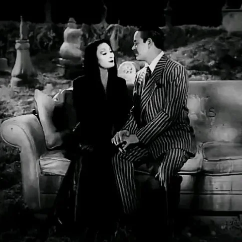 Raul Julia - Biography, Age, Net Worth, Career & Family Favourites