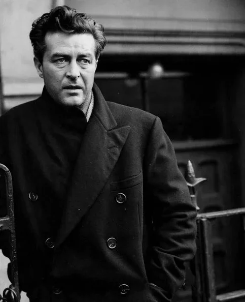 Ray Milland - Biography, Age, Net Worth, Career & Family Timeline
