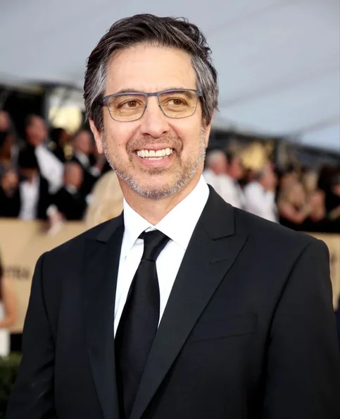 Ray Romano - Biography, Age, Net Worth, Career & Family Favourites