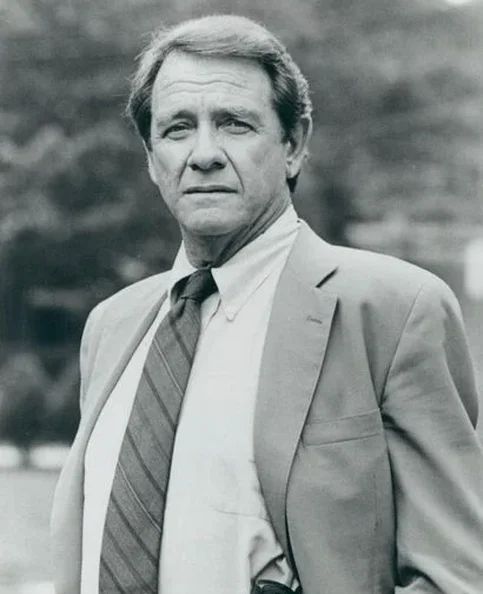 Richard Crenna - Biography, Age, Net Worth, Career & Family Cost of Becoming