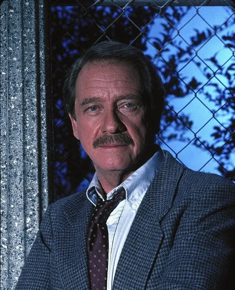 Richard Crenna - Biography, Age, Net Worth, Career & Family Timeline