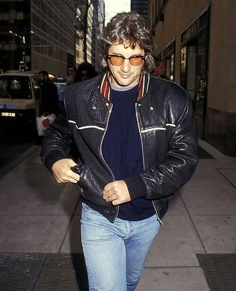 Richard Gere - Biography, Age, Net Worth, Career & Family Favourites