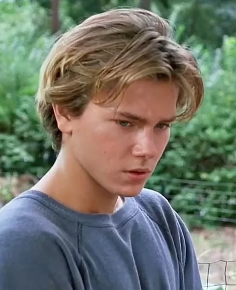 River Phoenix - Biography, Age, Net Worth, Career & Family Favourites