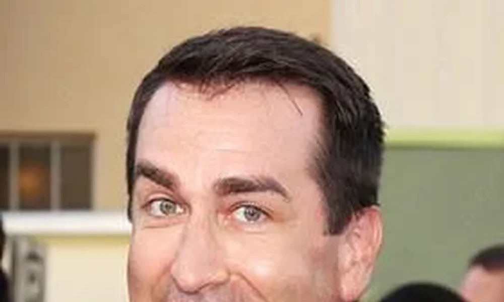 Rob Riggle - Image 1