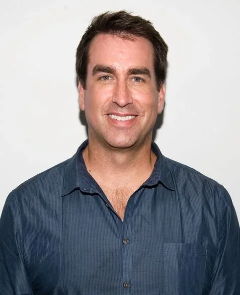 Rob Riggle - Biography, Age, Net Worth, Career & Family Favourites