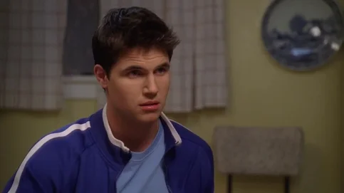Robbie Amell - Biography, Age, Net Worth, Career & Family Emotional Geography