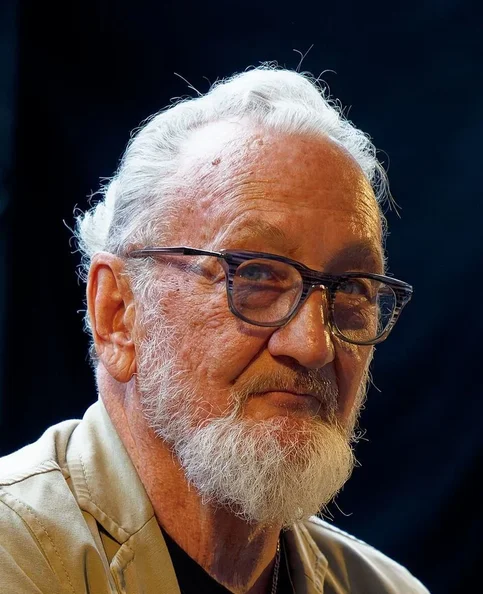 Robert Englund - Biography, Age, Net Worth, Career & Family Cost of Becoming