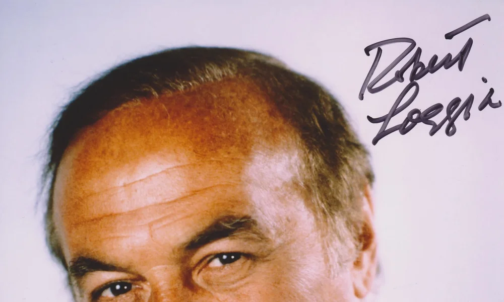 Robert Loggia - Image 1