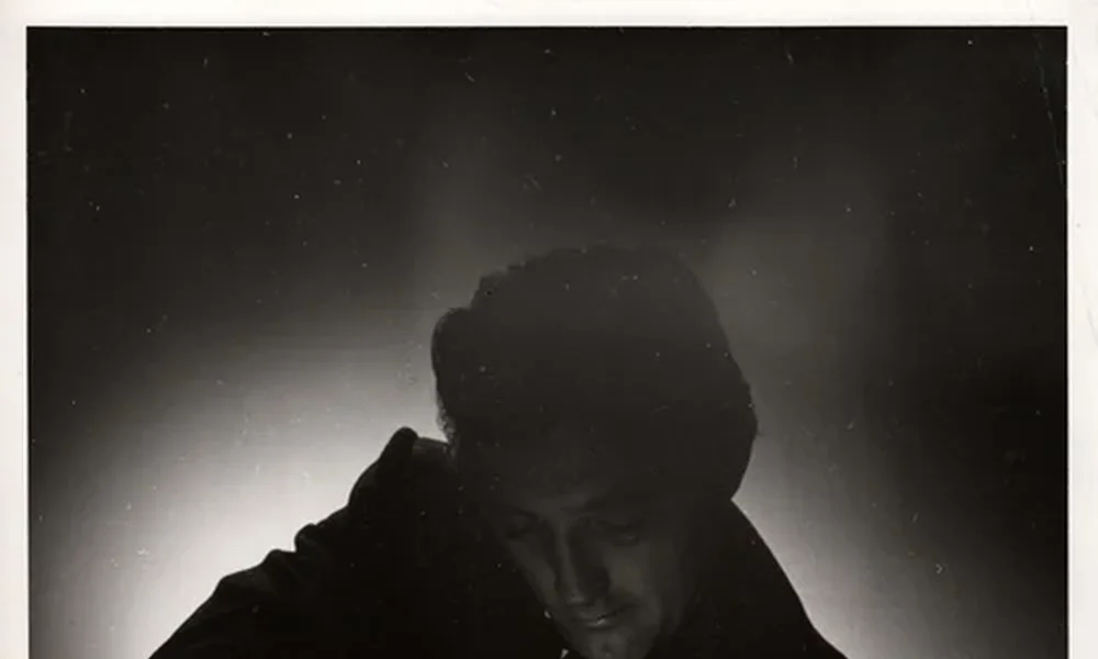 Robert Mitchum - Image 1