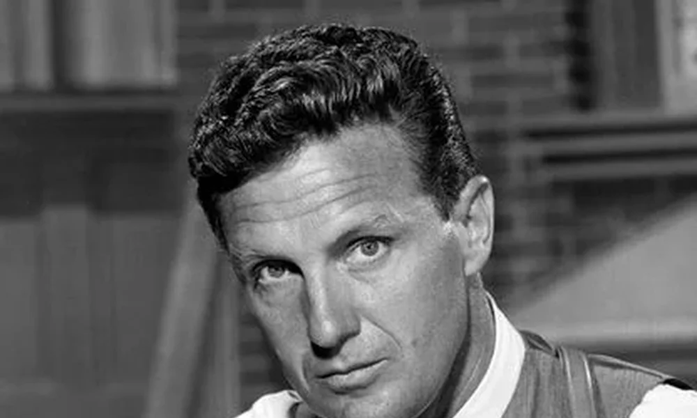 Robert Stack - Image 1