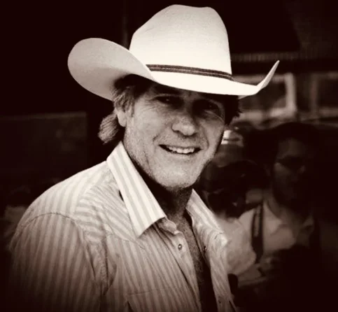 Robert Taylor - Biography, Age, Net Worth, Career & Family Favourites