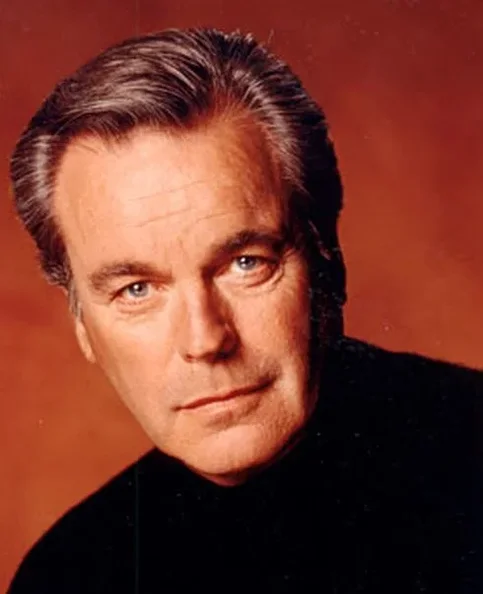 Robert Wagner - Biography, Age, Net Worth, Career & Family Timeline