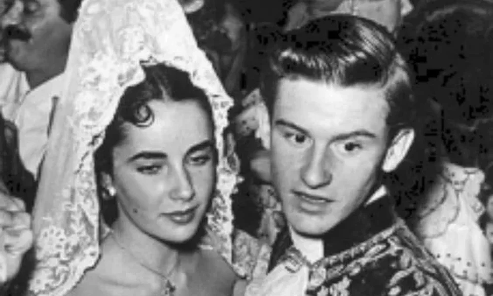 Roddy McDowall - Image 1