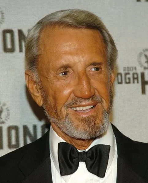Roy Scheider - Biography, Age, Net Worth, Career & Family Emotional Geography