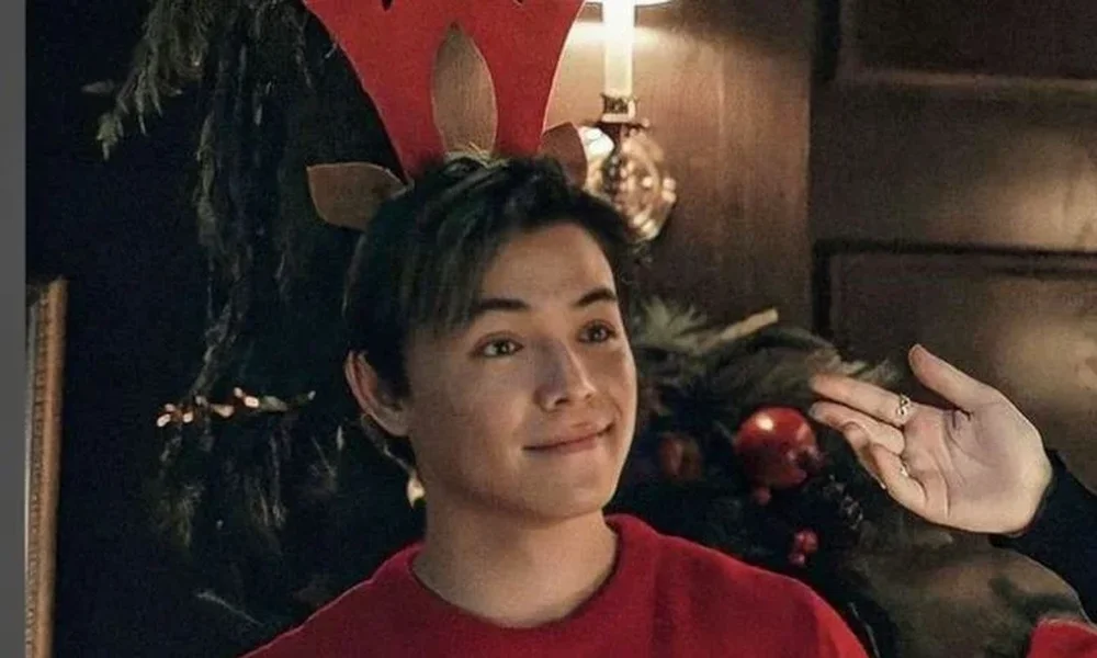 Ryan Potter - Image 1