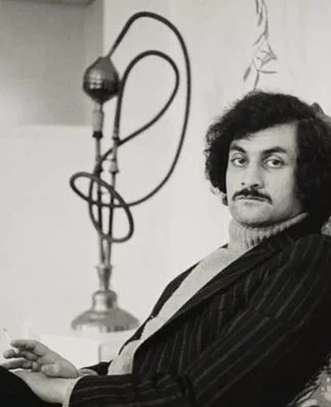 Salman Rushdie - Biography, Age, Net Worth, Career & Family Timeline