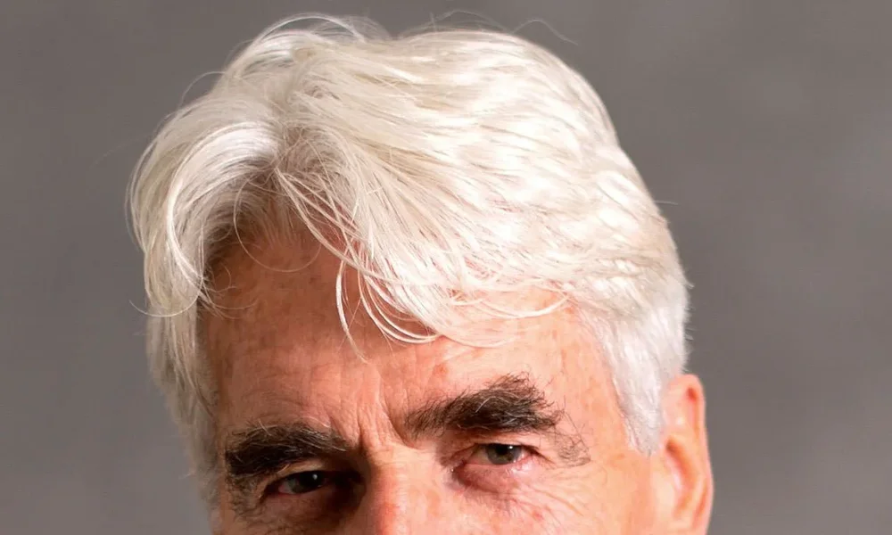 Sam Elliott - Image 1