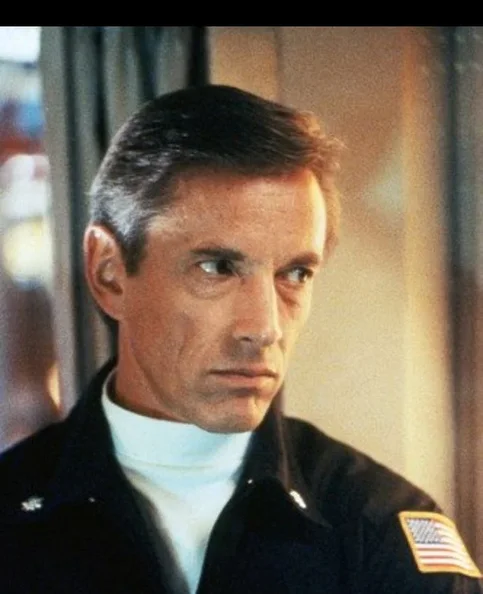 Scott Glenn - Biography, Age, Net Worth, Career & Family Timeline