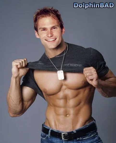 Seann William Scott - Biography, Age, Net Worth, Career & Family Cost of Becoming