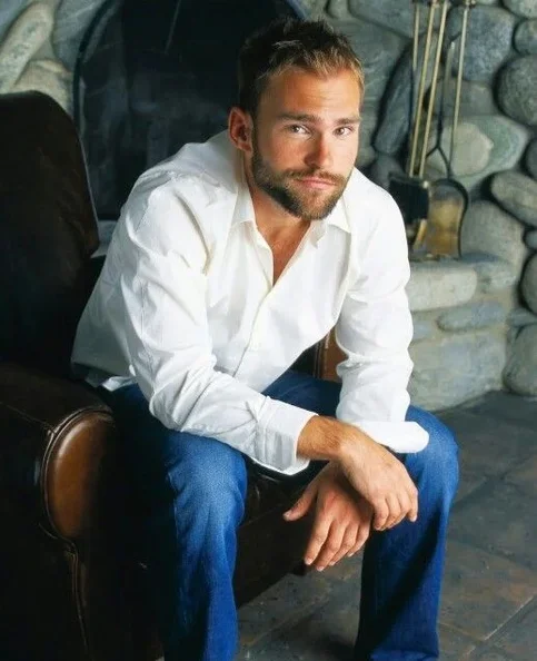 Seann William Scott - Biography, Age, Net Worth, Career & Family Timeline