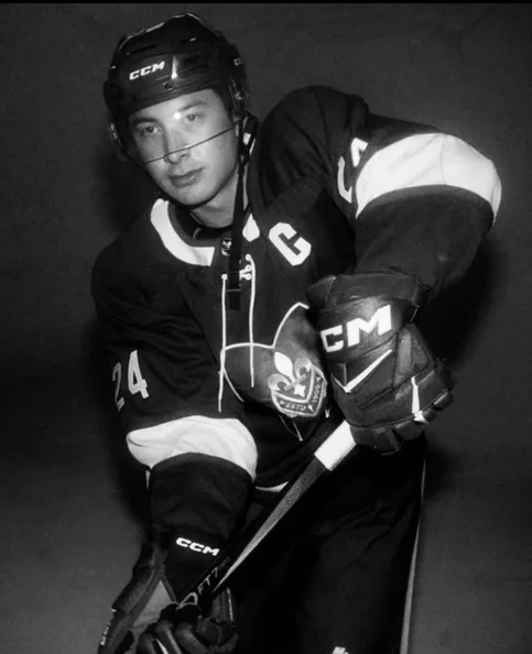 Shane Black - Biography, Age, Net Worth, Career & Family Favourites