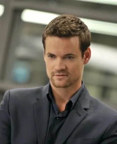 Shane West - Biography, Age, Net Worth, Career & Family Cost of Becoming