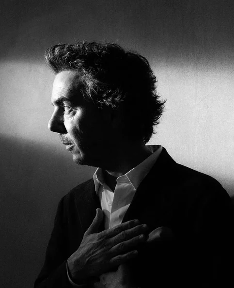 Shawn Levy - Biography, Age, Net Worth, Career & Family Cost of Becoming