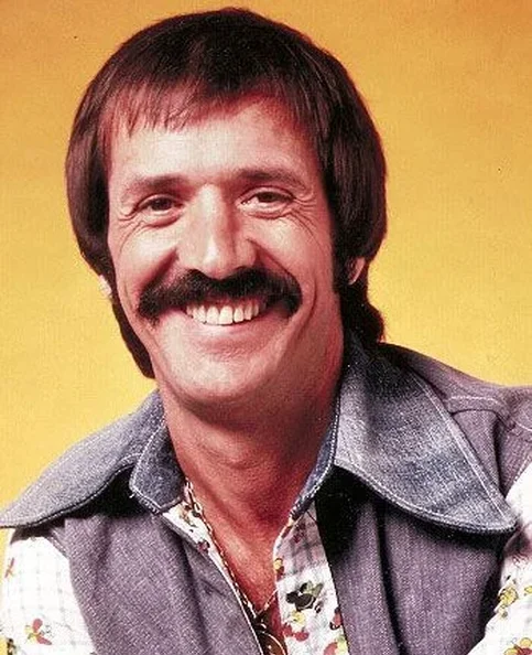 Sonny Bono - Biography, Age, Net Worth, Career & Family Favourites