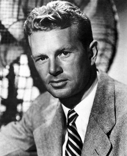 Sterling Hayden - Biography, Age, Net Worth, Career & Family Timeline