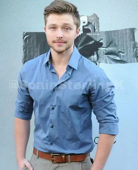 Sterling Knight - Biography, Age, Net Worth, Career & Family Emotional Geography