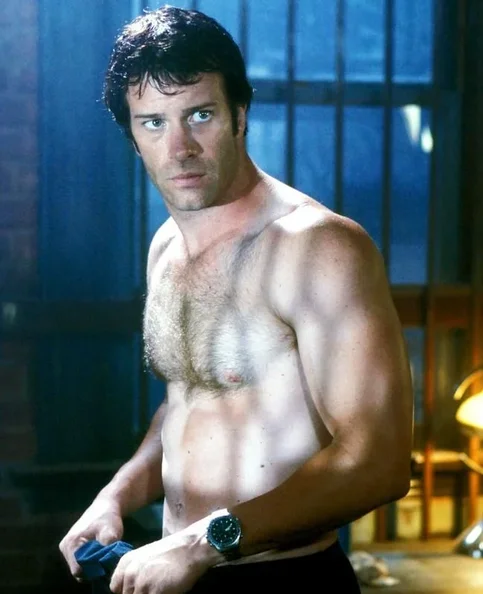 Thomas Jane - Biography, Age, Net Worth, Career & Family Cost of Becoming