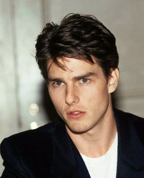 Tom Cruise - Biography, Age, Net Worth, Career & Family Favourites