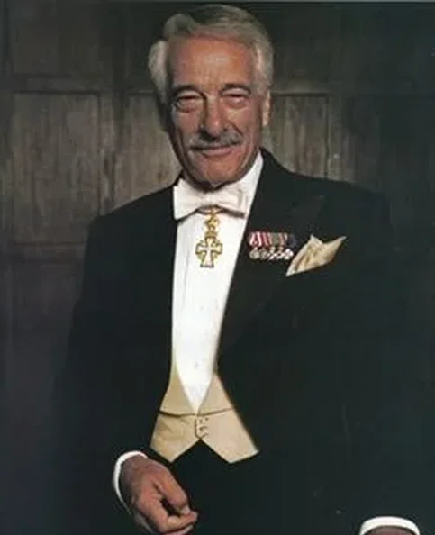 Victor Borge - Biography, Age, Net Worth, Career & Family Cost of Becoming