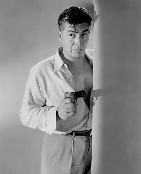 Victor Mature - Biography, Age, Net Worth, Career & Family Cost of Becoming